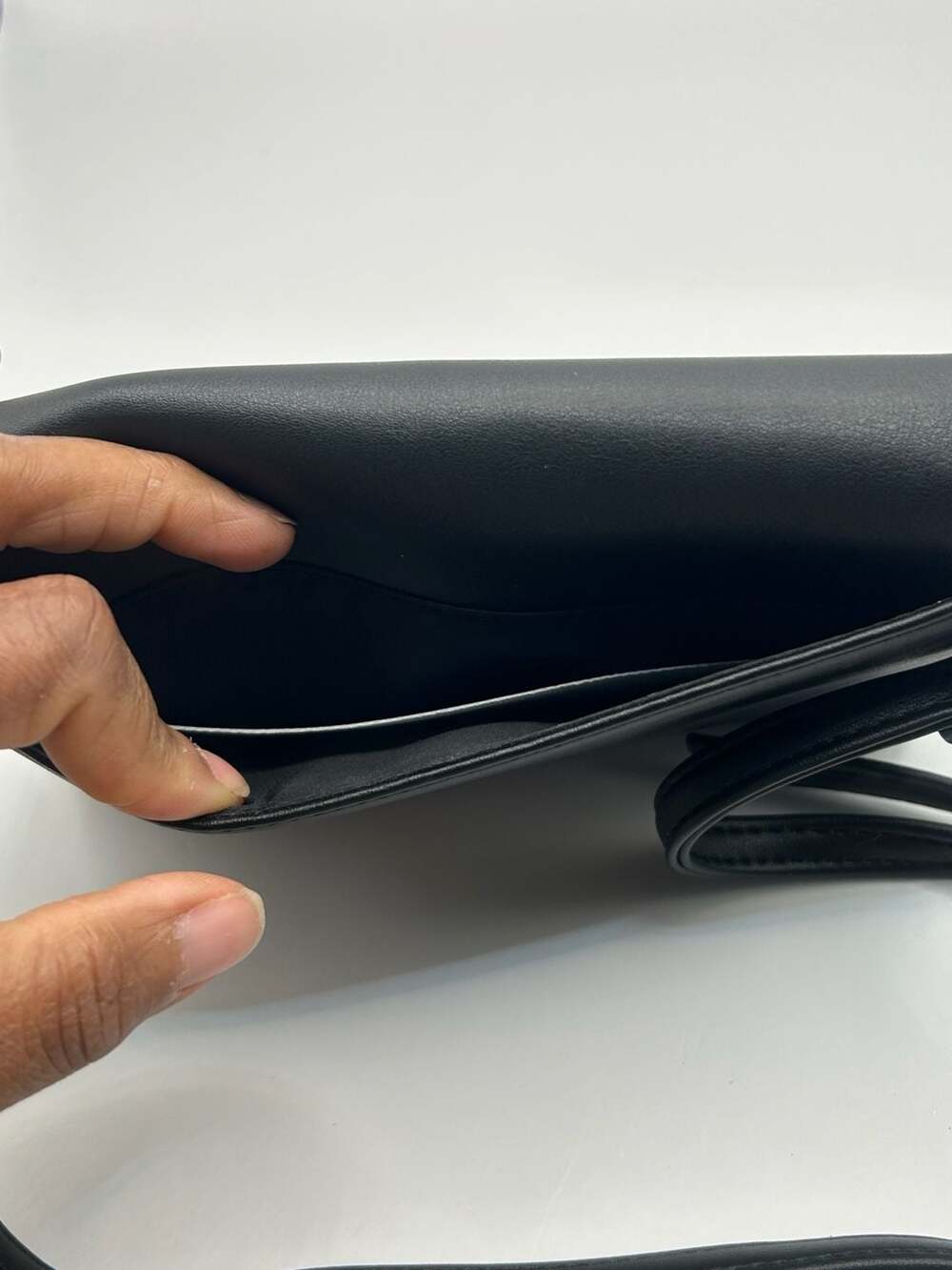 Nine West Whitley Crossbody Wallet Clutch Bag - Picture 4 of 6